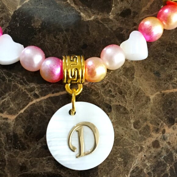 Handmade Personalized Stretch Pearl Bracelet -Choose Letter - Picture 5 of 7